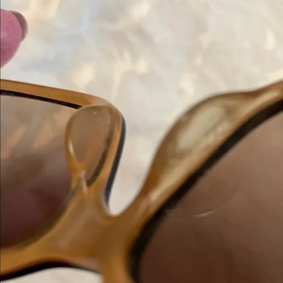 Coach Brown and Tan Glasses Stylish Sunglasses - Picture 10 of 12